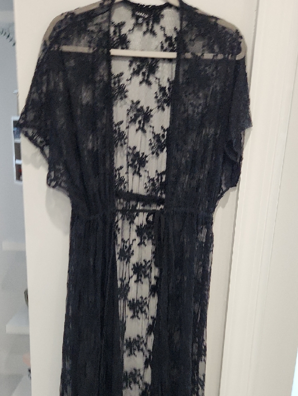 torrid Black Floral Sheer Lace Robe - Picture 8 of 11
